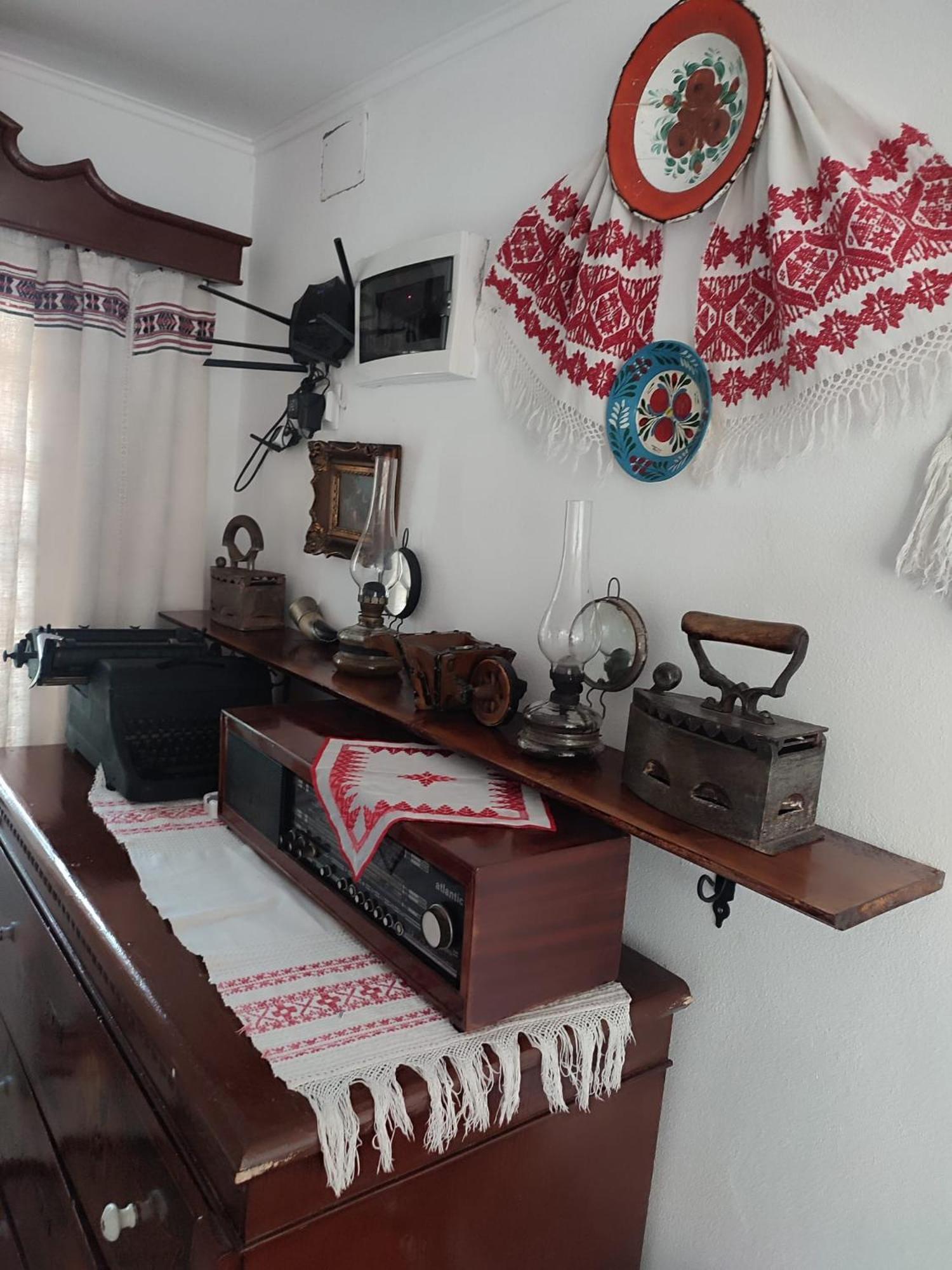 Courtyard Studio Oradea Bagian luar foto