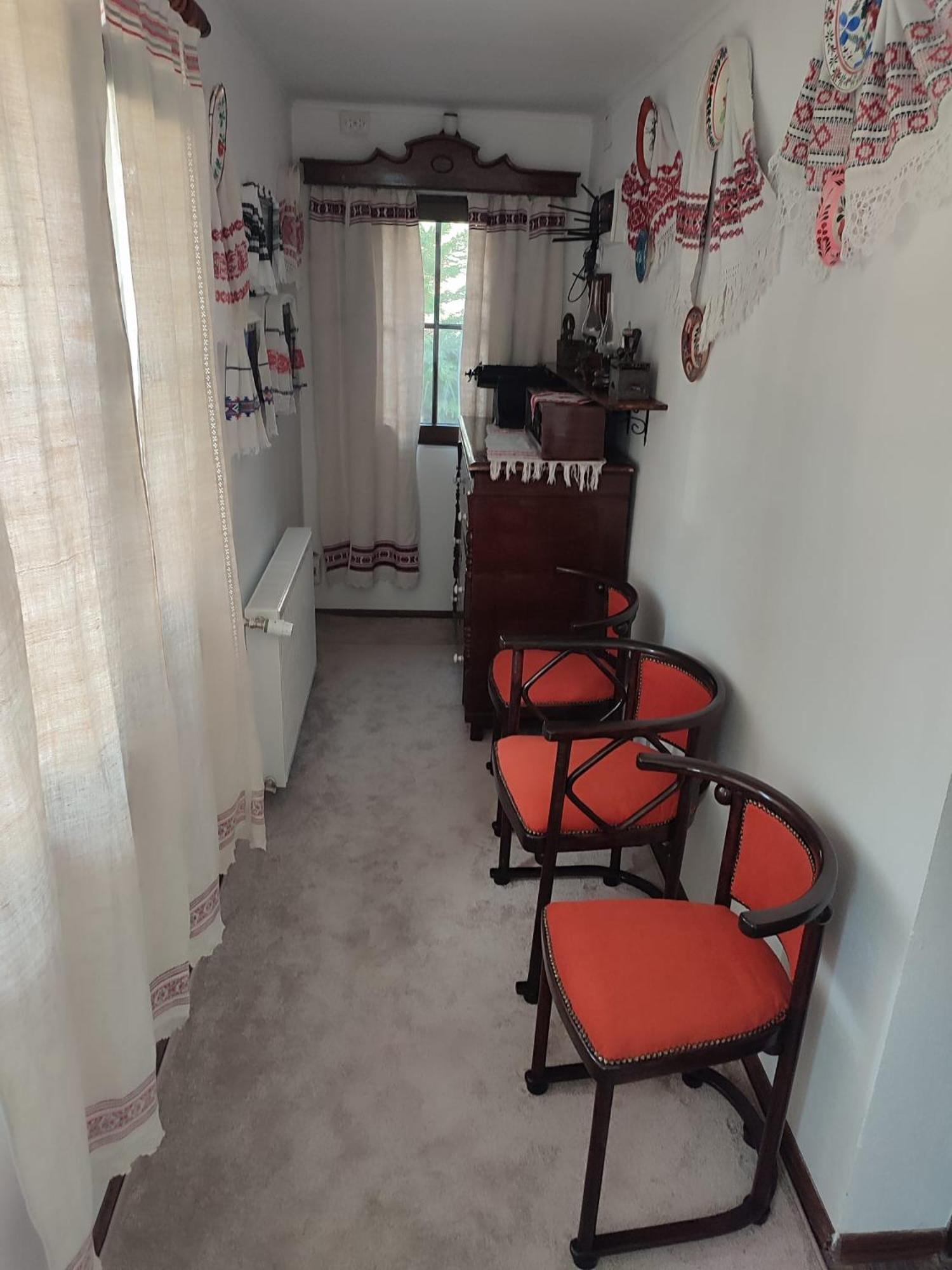 Courtyard Studio Oradea Bagian luar foto